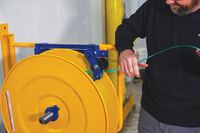 STRAP-WALL